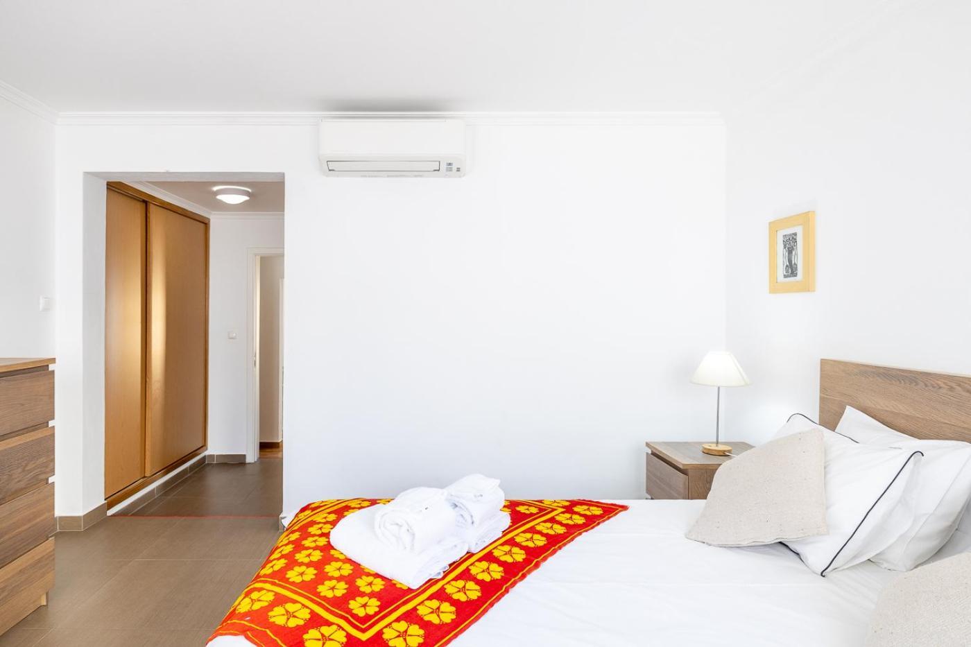 Casinha Da Barreta Villa โอลเญา ภายนอก รูปภาพ